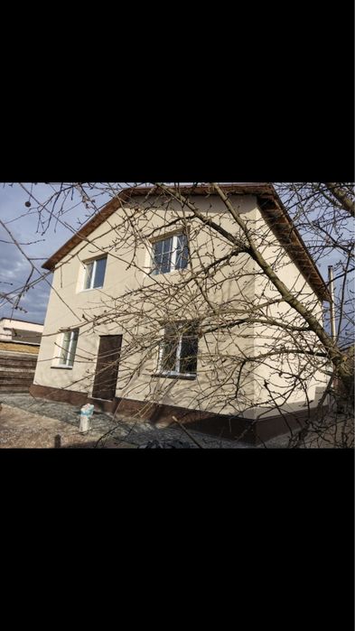 Продаж будинку