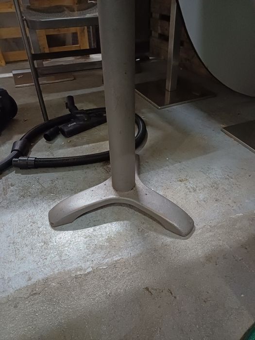 Liquidação TOTAL Mesa Pedrali modelo Quadra