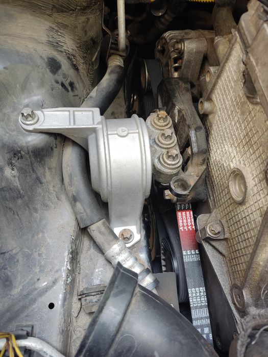Продам Opel Zafira A(2003г.в.)2.0 DTI