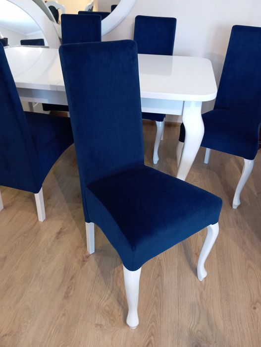 Krzesła granatowe tapicerowane noga ludwik