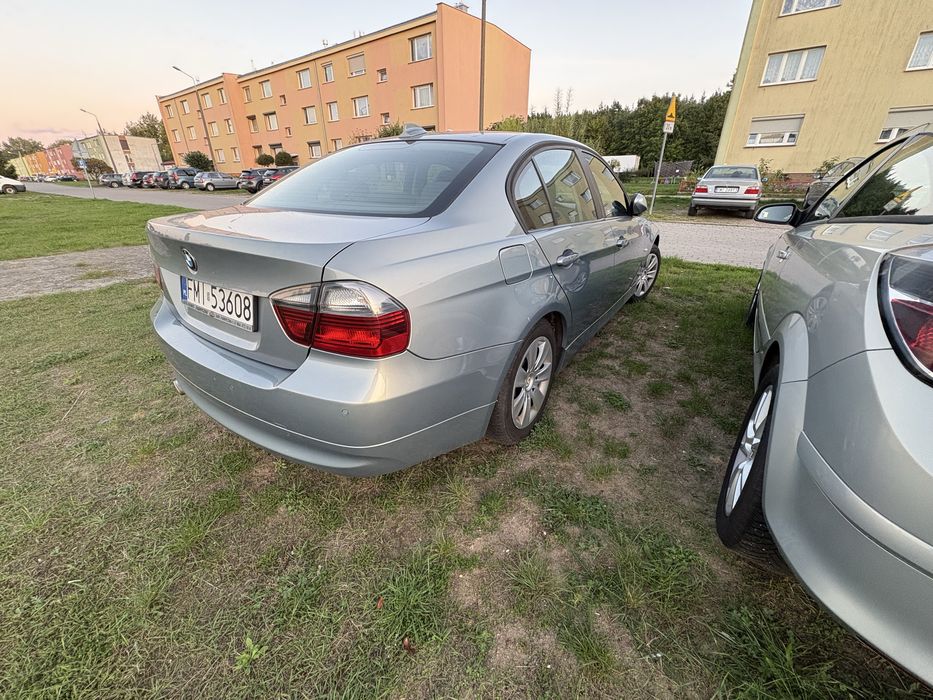 BMW e90 320i 2006r