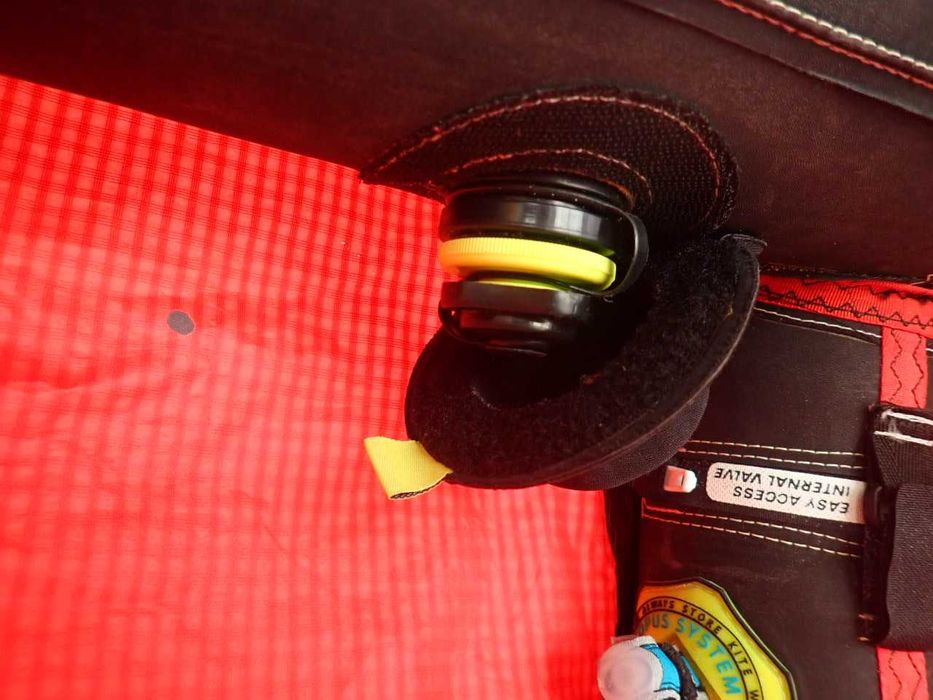 Asa kitesurf Naish Dash 9 m² ano 2018