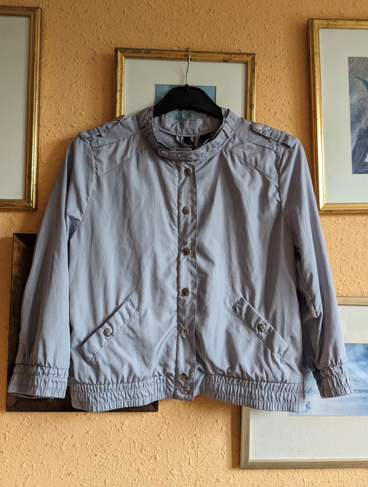 Krótka kurteczka ortalionowa H&M Divided