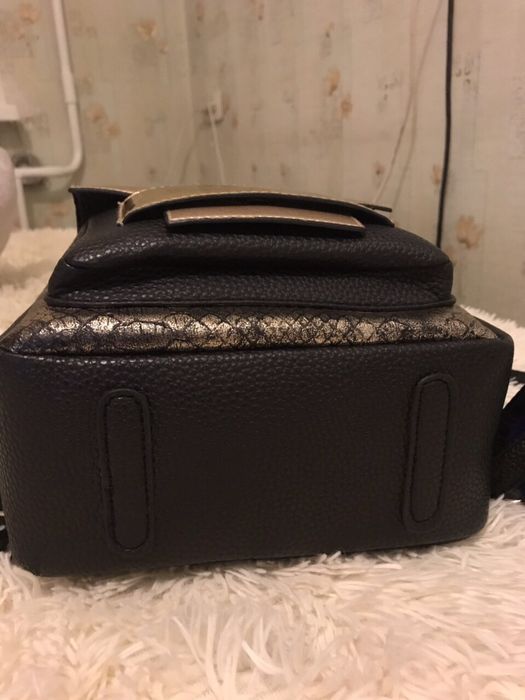 Продам женский рюкзак