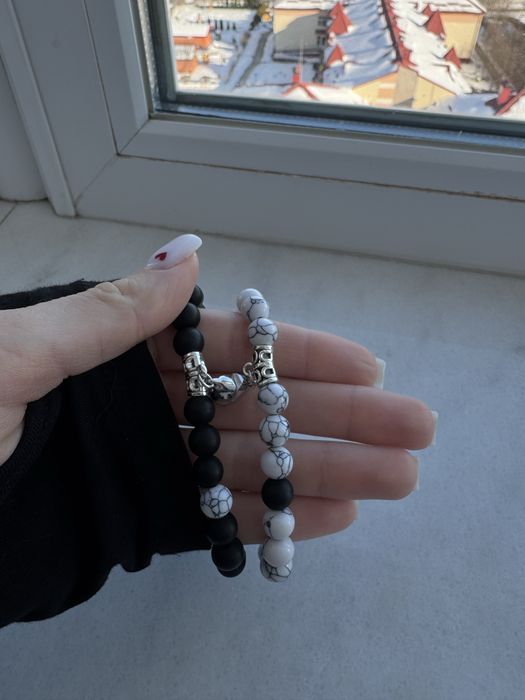 Парні браслети для закоханих, Подарунок на день святого Валентина