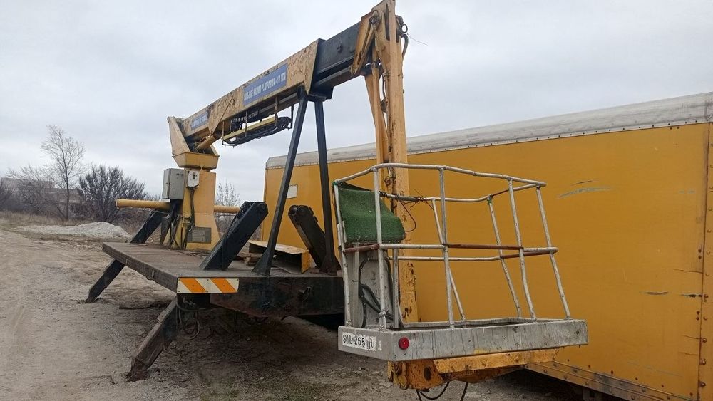 Продам автовишку 19метрів