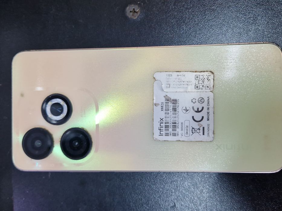Infinix smart 8 4/64gb