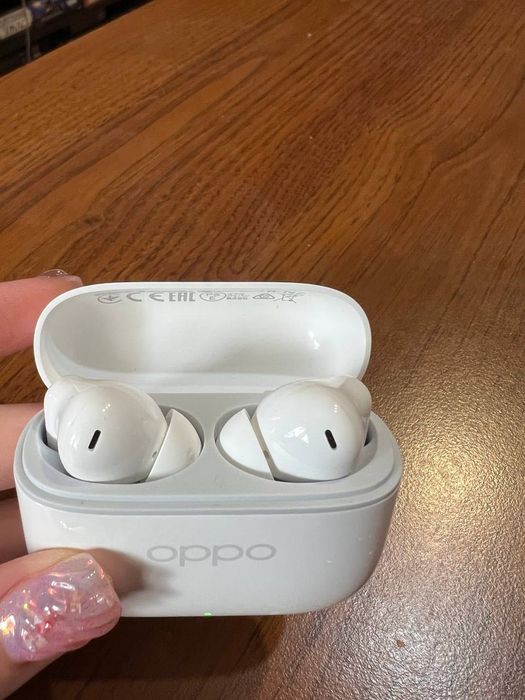 Бездротові навушники OPPO ENCO Buds3 Pro (білі)