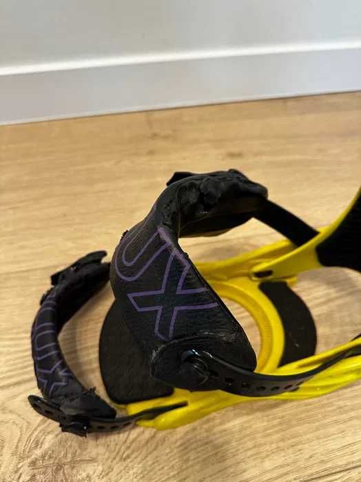Wiązania snowboardowe Flux PR15 Żółte.
