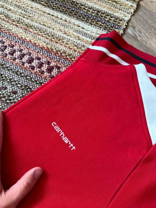 Carhartt red zip