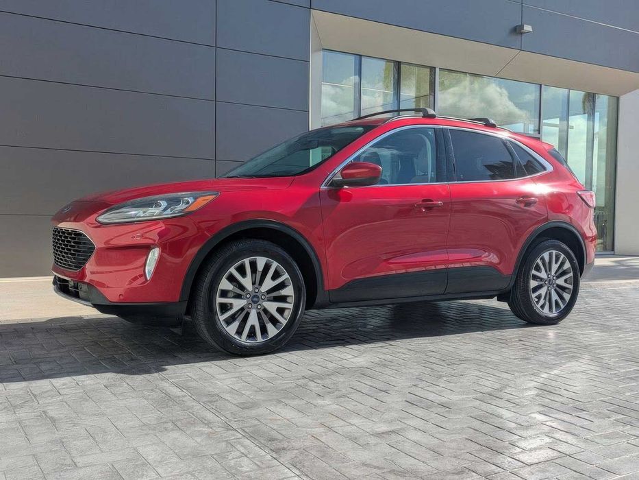 Ford Escape Titanium      2022