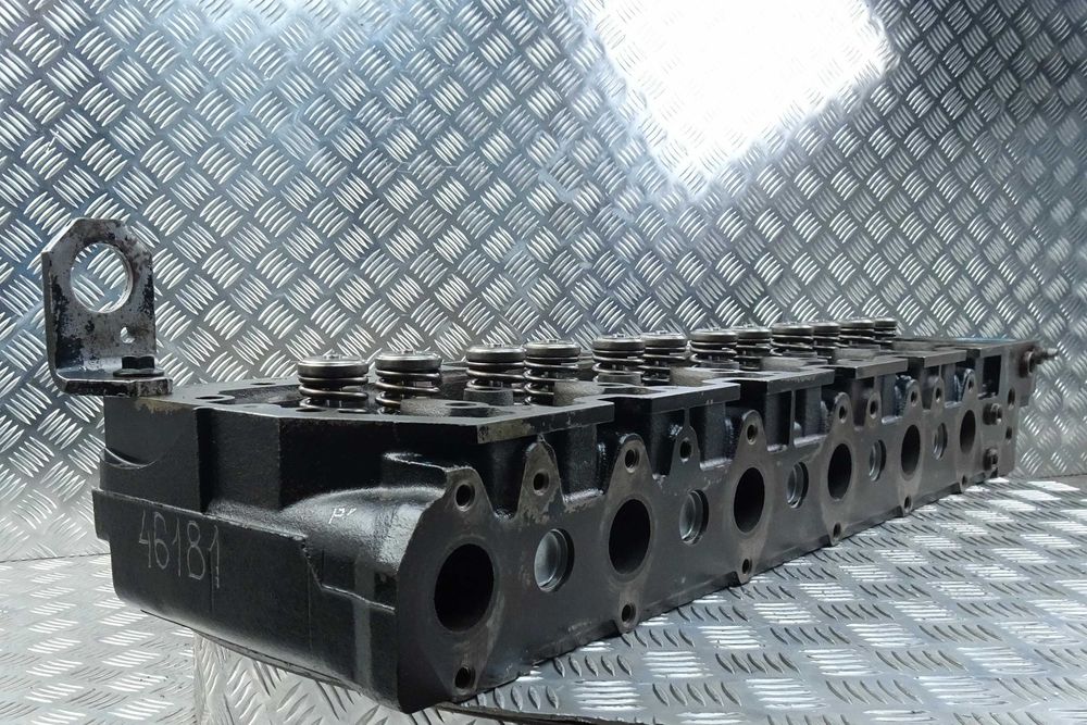 Głowica do silnika Perkins 1306. Cylinder head Perkins 1306