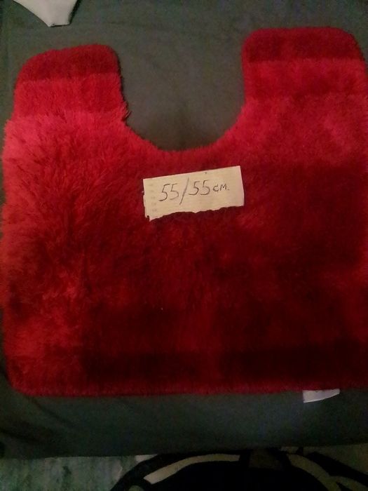 Коврики для ванной и туалета