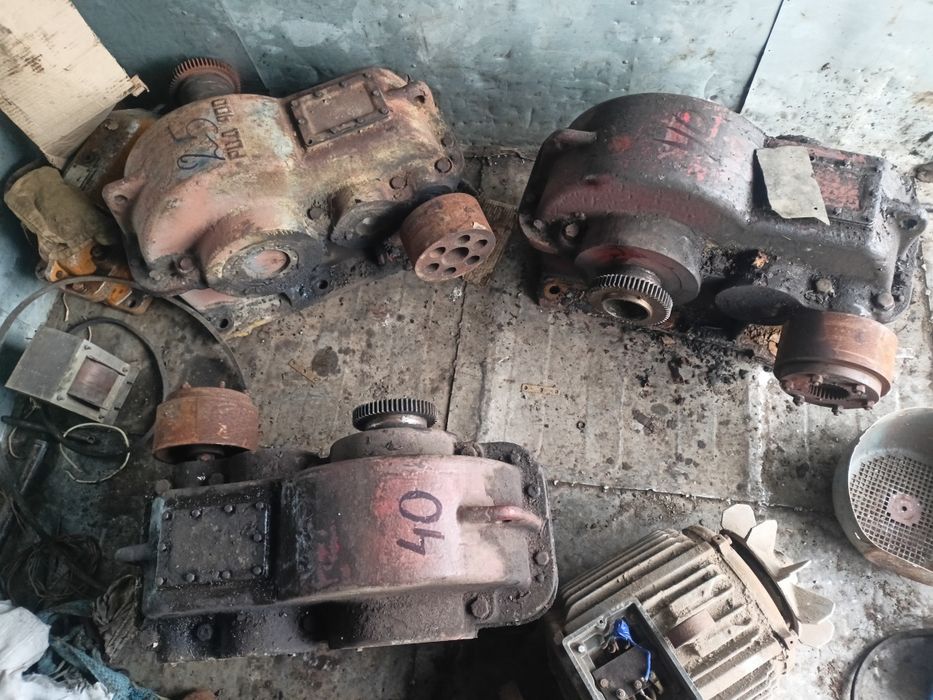 Редуктори рм500-50 ц2-350-8-40, 1кц250-20 рцд-400-250-25-40 ц2-250-50