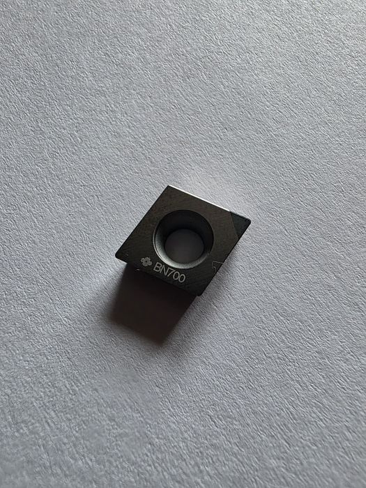 Płytka borazonowa NU- CCGW09T304 BN700 - 7 szt.