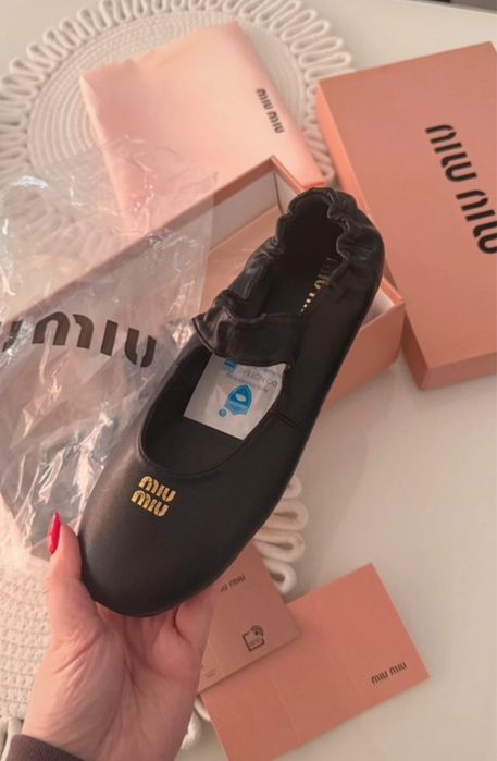 Baletiny Miu Miu 39