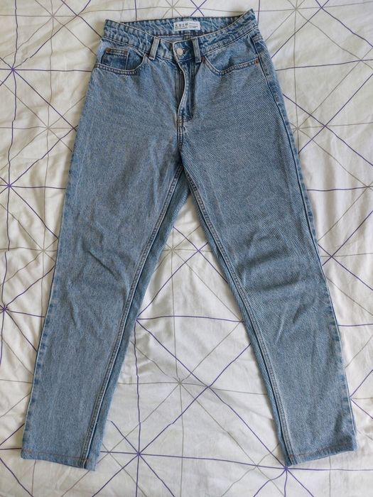 Jasnoniebieskie jeansy Primark, rozmiar 36, z wysokim stanem mom jeans