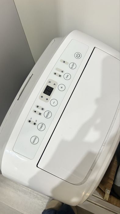 Ar Condicionado Portátil BECKEN BAC4255 (23 m² - 12000 BTU - Branco)