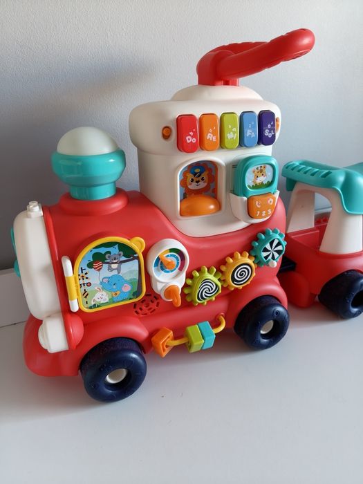 Pociąg Dumel Discovery pchacz 4w1