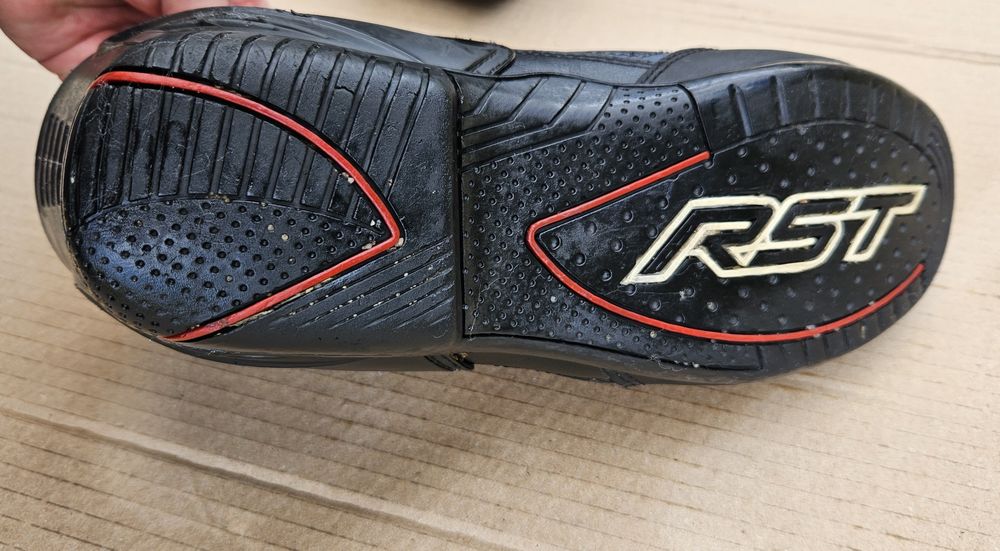Rst buty 42 motocyklowe czarne ochraniacze motor