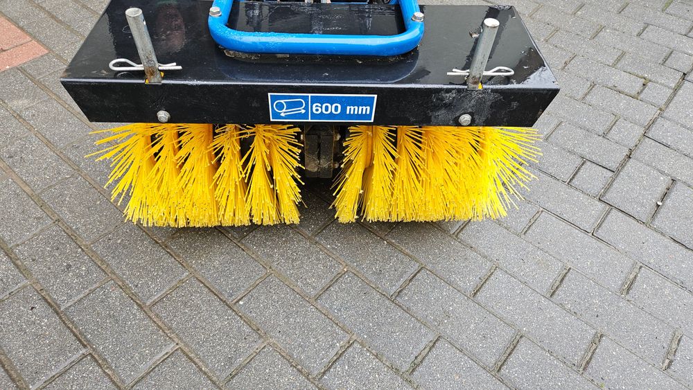 Zamiatarka Scheppach SC2400p