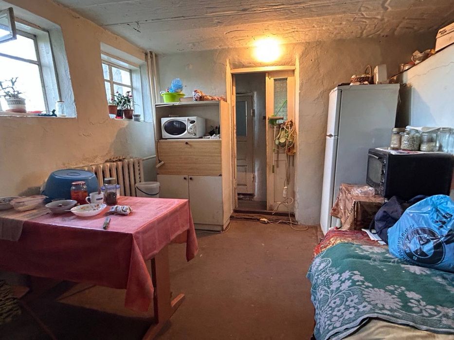 Продам будинок з великою територією