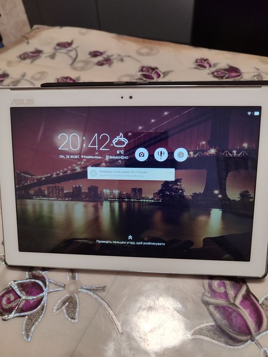 Продам планшет ASUS