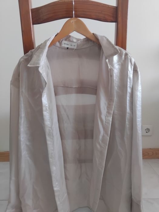 Camisa "seda" dourada