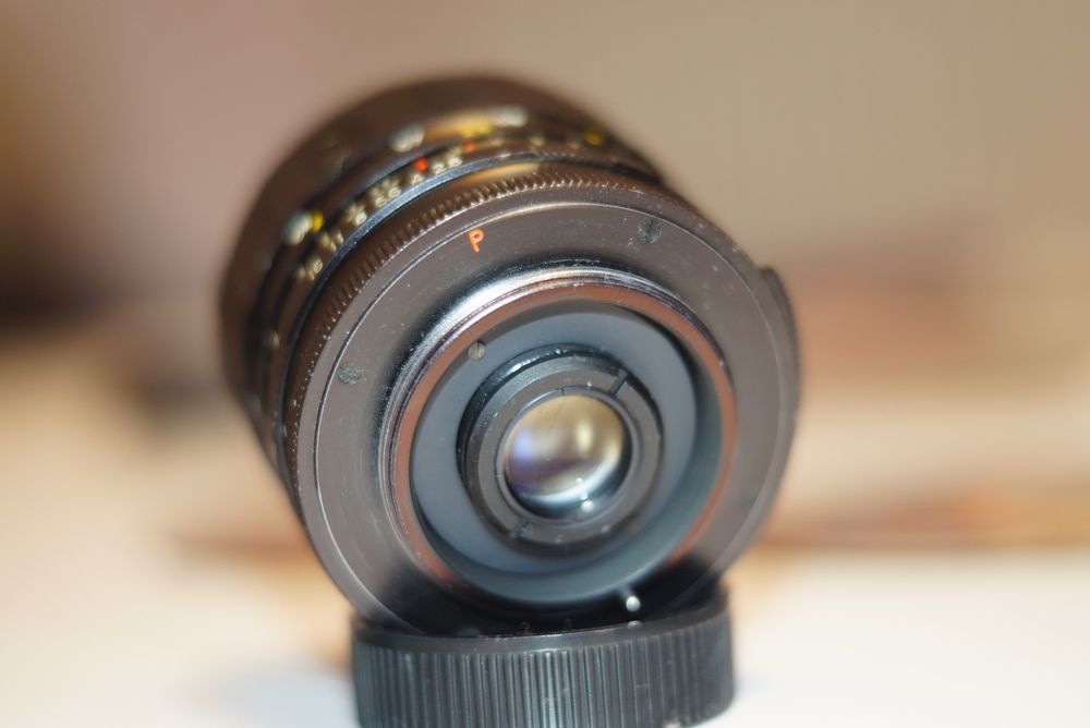 Soligor f 2.8 35mm filtr UV