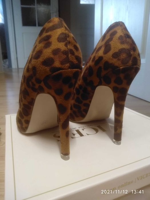 Szpilki panterka nowe