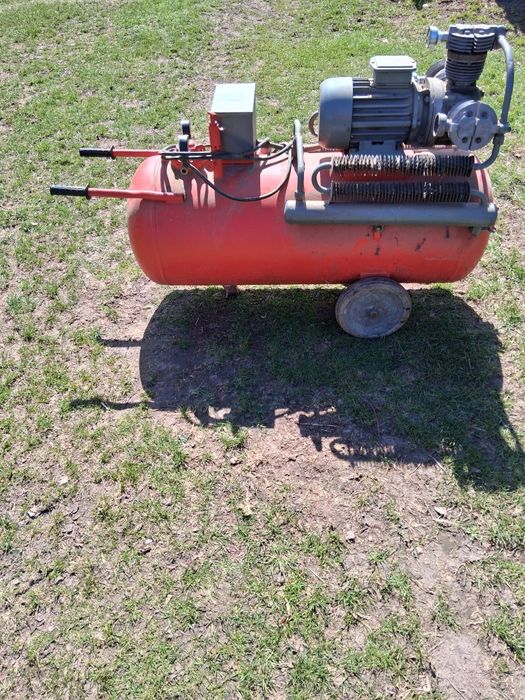 Sprężarka tłokowa