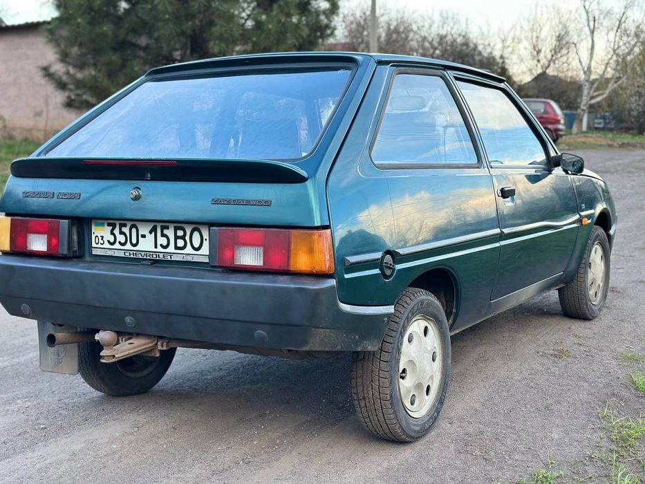 Продам Таврия (не крашена)