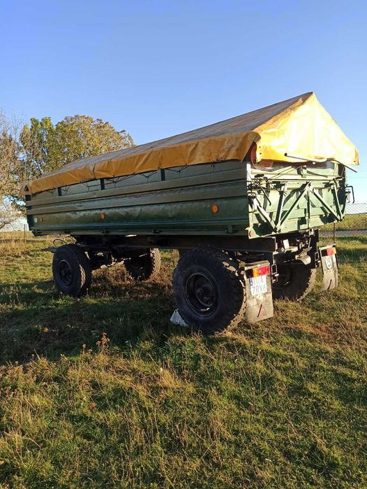 Przyczepa rolnicza wywrotka HW8011