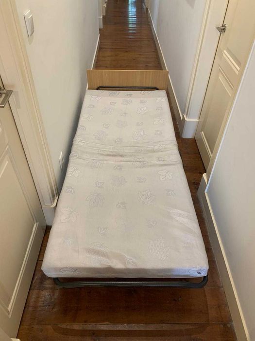 Cama Dobrável com Rodas 200cmx80cm + Colchão Incluído e Colchão Extra