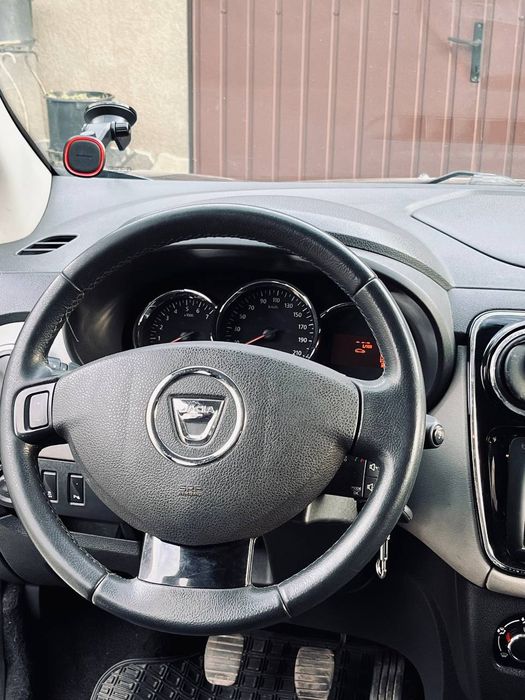 Dacia  Lodgy 2012    1,5