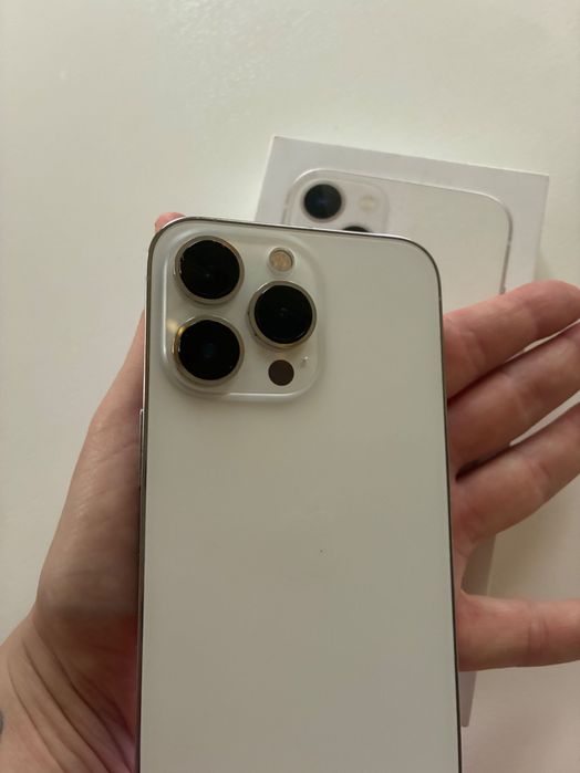 iPhone 13 PRO bialy