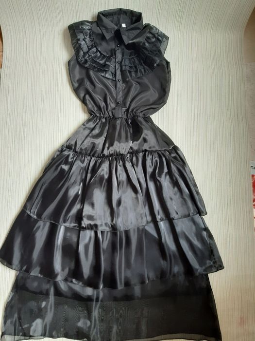 Жіноча сукня  венздей розмір  м