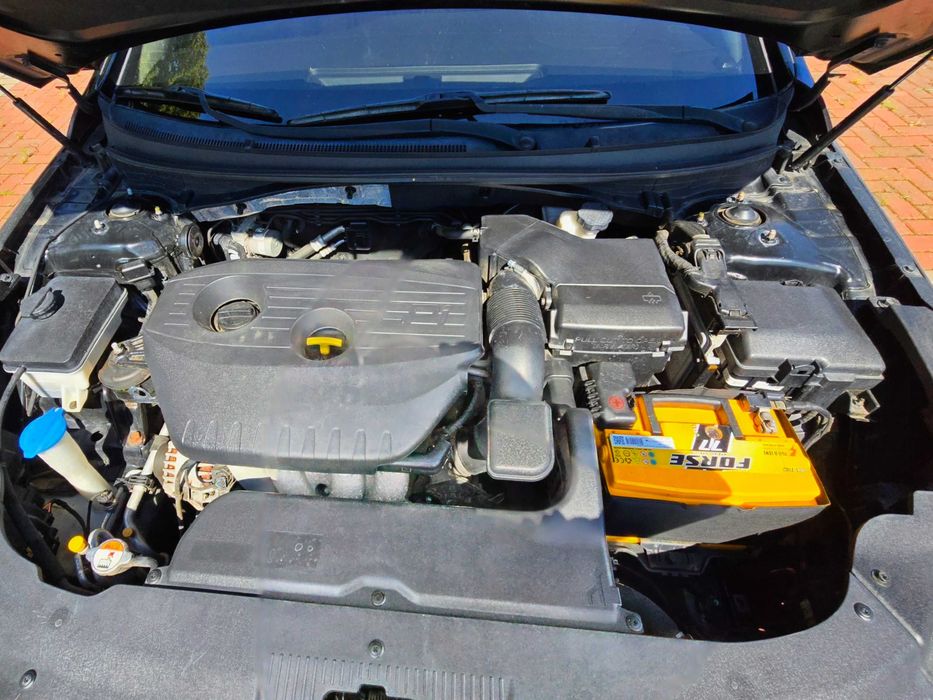 Hyundai Sonata 2015г.в. 2.0 газ, автомат