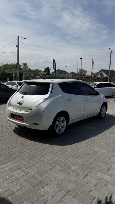 Nissan Leaf Ніссан Ліф 2017 р 24кВт 130 км Тепловий НАСОС Webasta Вебаста