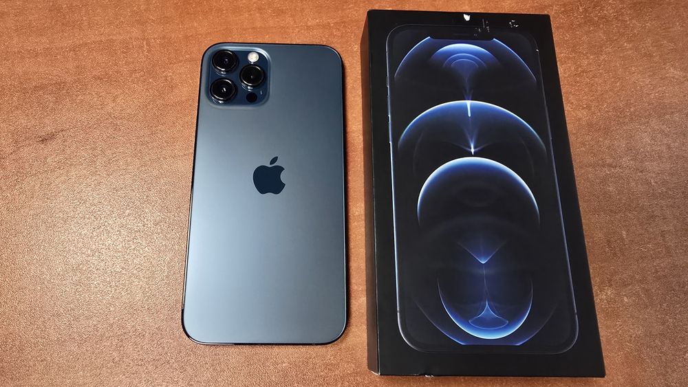 iPhone 12 Pro Max 128GB niebieski, stan bdb