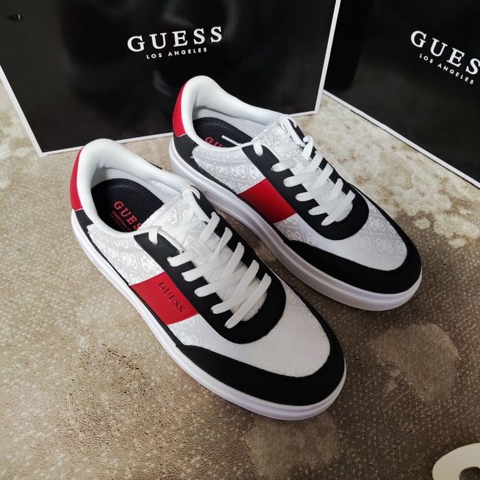 Кросівки чоловічі GUESS Розмір 43.5 Оригінал Гесс klein hilfiger
