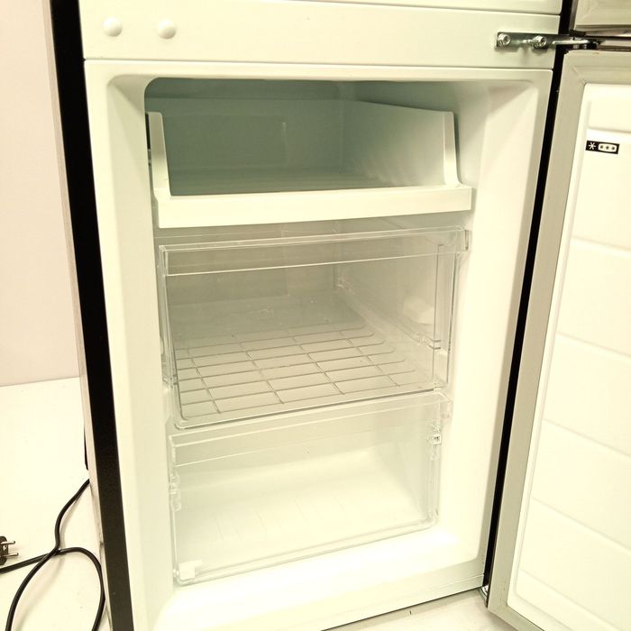 OUTLET Lodówka dwudrzwiowa Comfee RCB169DK2(E)
