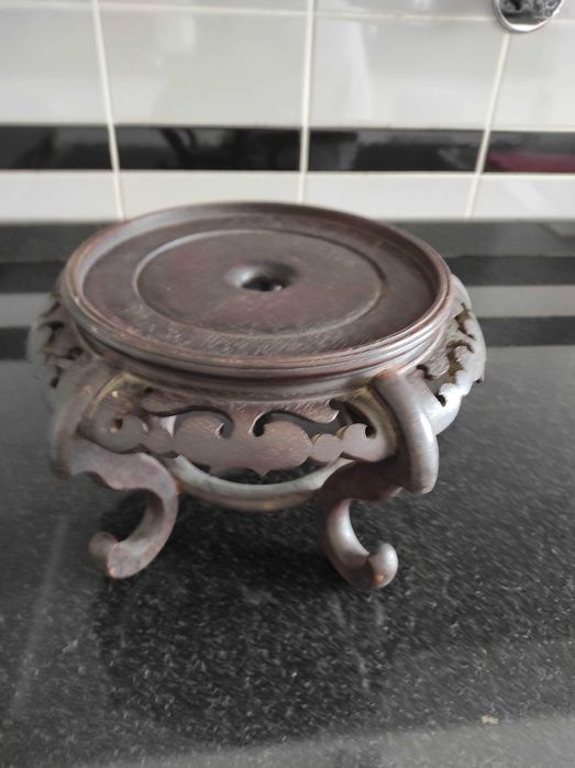 Vaso circular dragões cerâmica oriental com suporte