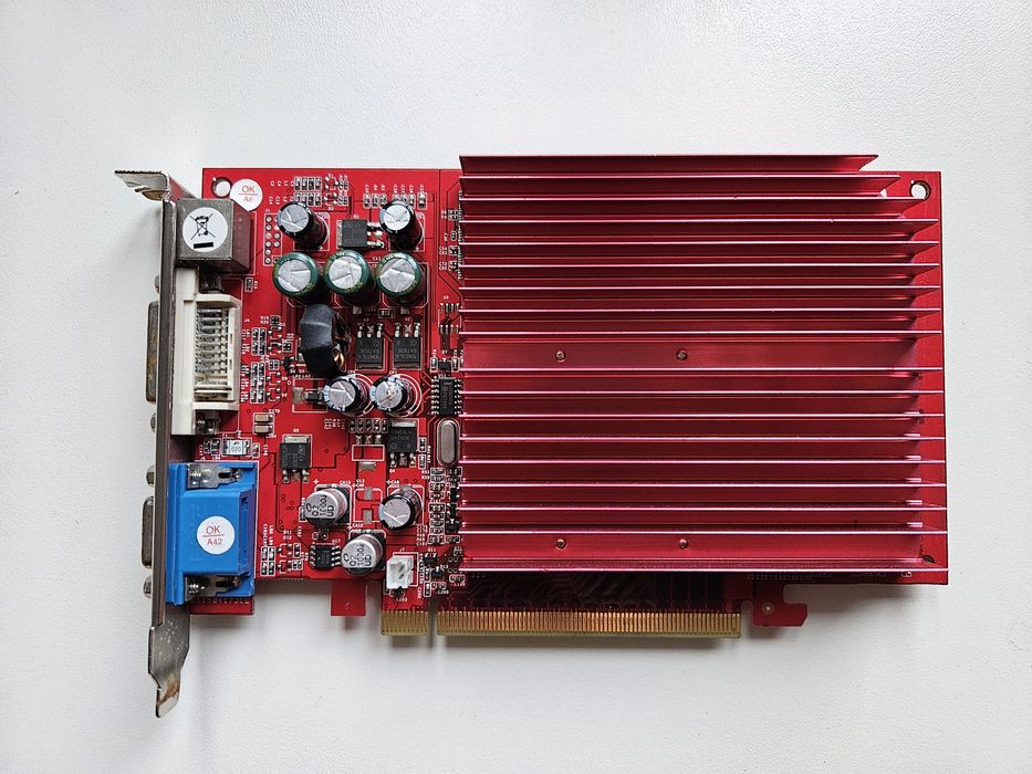 Karta graficzna Gainward GeForce 6600 RAM 256MB Silent cicha bezgłośna