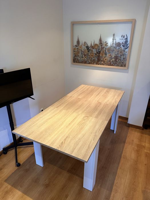 Mesa refeiçoes  usada