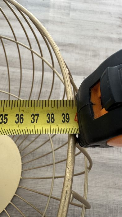 Mesa de canto com tampo removivel