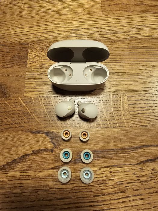 Słuchawki Sony WF1000 xm5