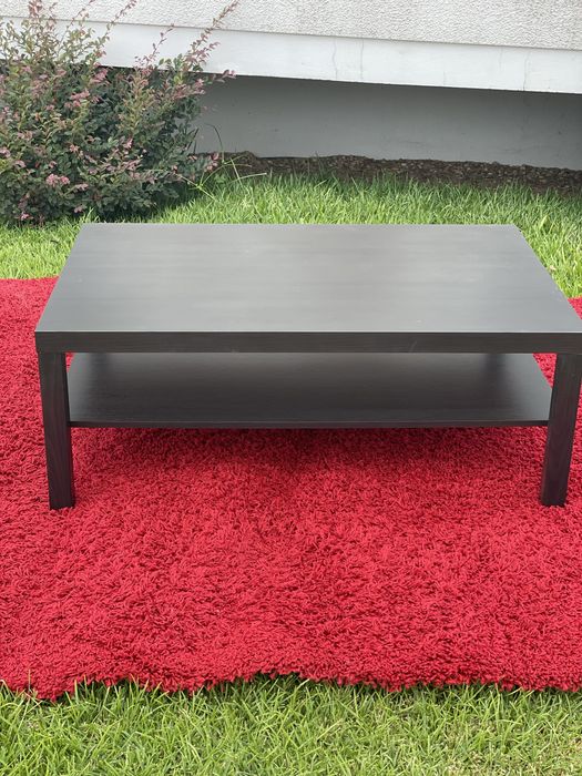 Mesa de centro castanho escuro