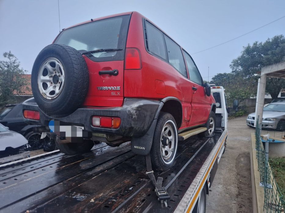 Peças nissan terrano 2
