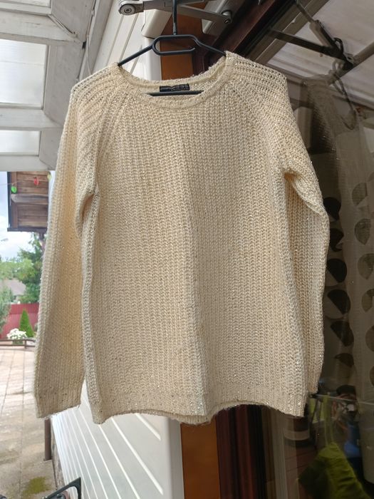Swetr damski biały